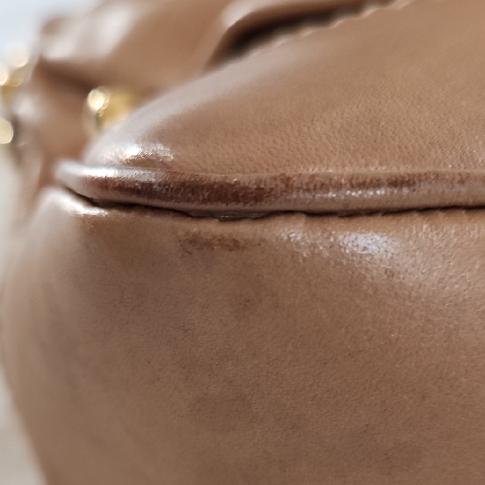 ‼️FINAL SALE‼️Gucci Tan Leather Shoulder Bag - Picture 8 of 16